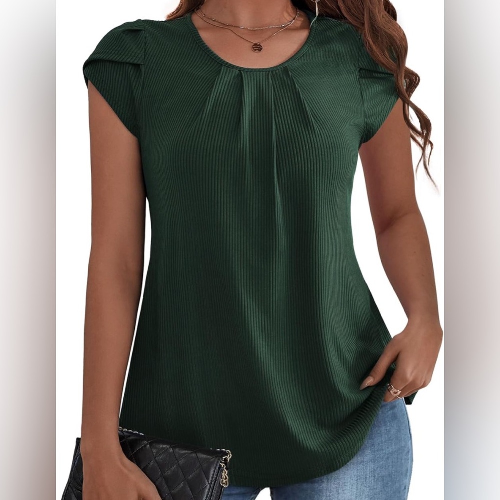 3/$20- Ahlarey Cap Sleeve Dressy Top